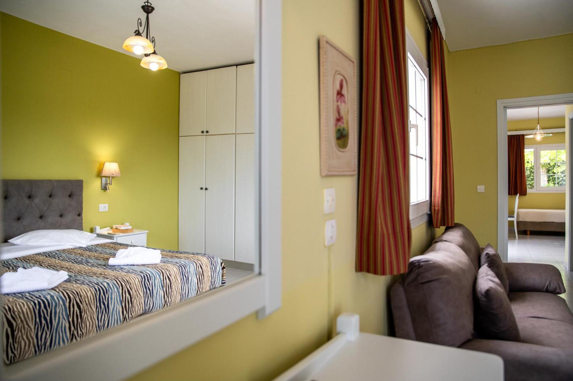 Rania - Rania & Hotel apartamentowy 2*